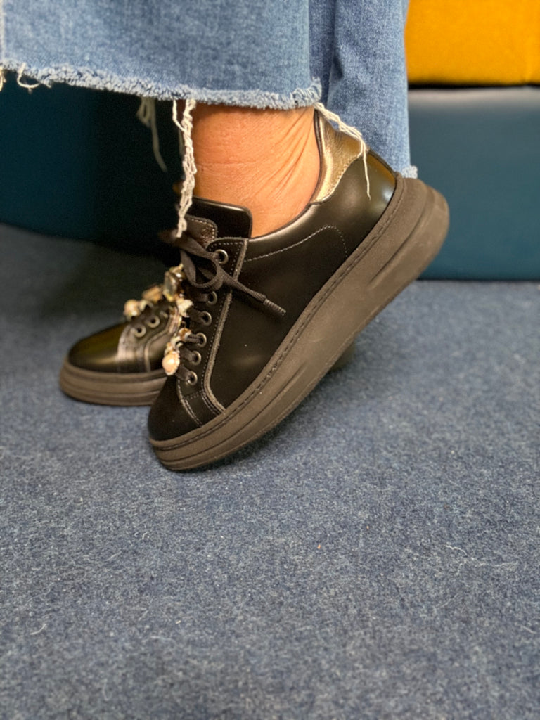 Meline Black 607