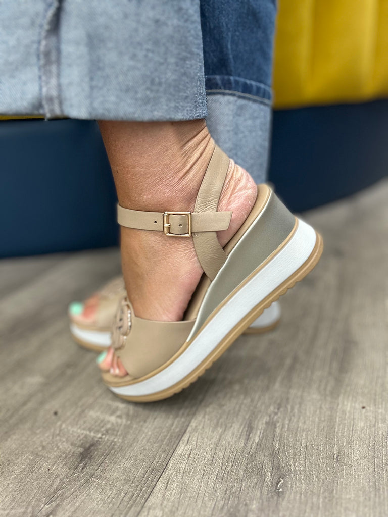 Repo Beige Wedge 21242