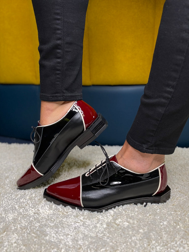 Le Bohemian Black/Wine Loafer