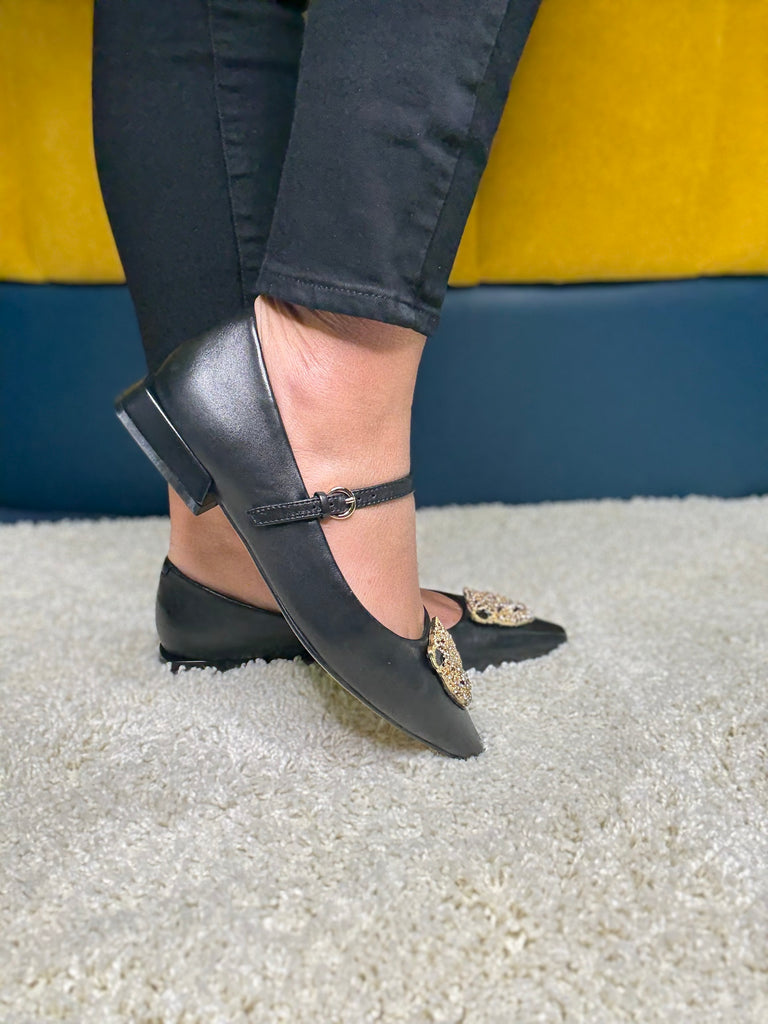 Tosca Blu Blanche Flat