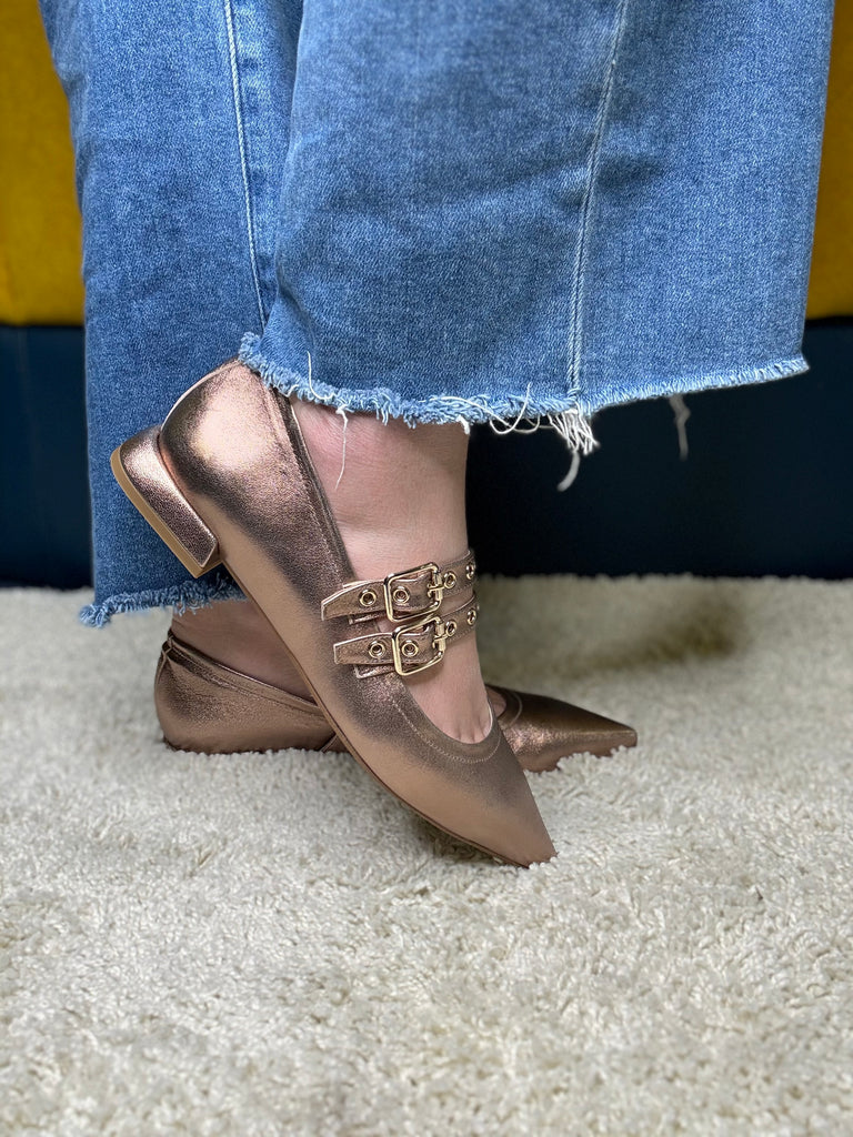 Marian Rose Gold Flat