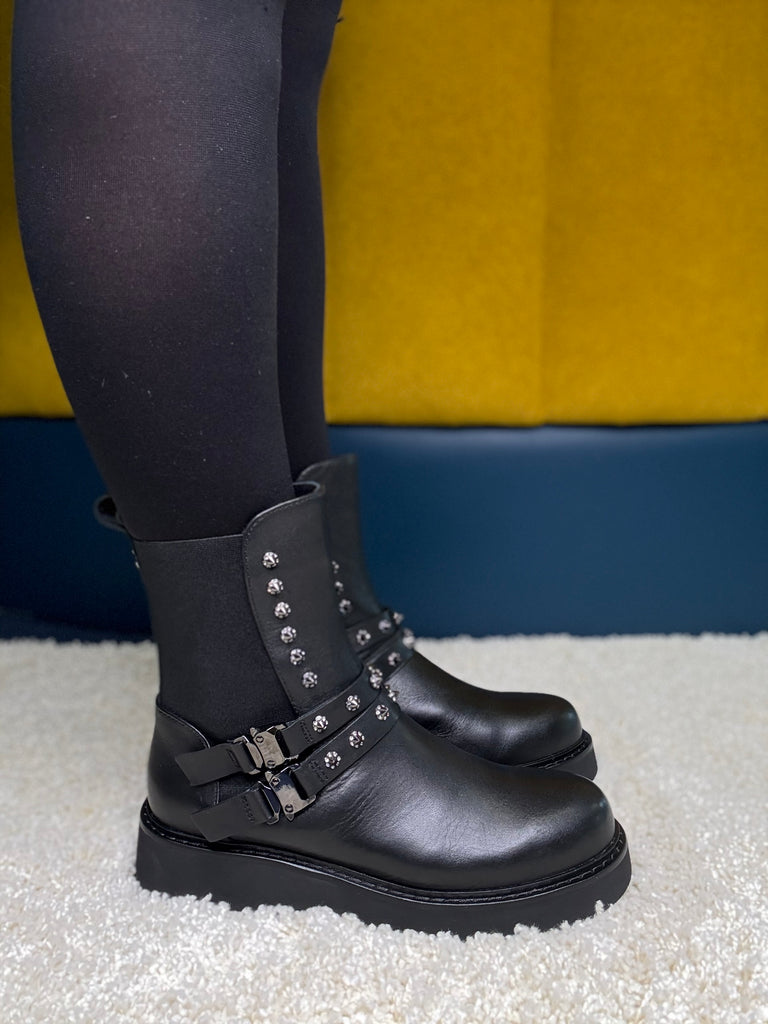 Tosca Blu Louise Ankle Boot