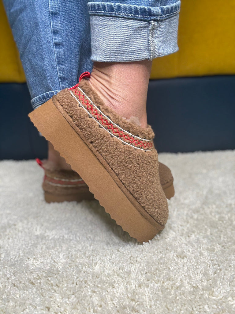 Everau Lewin Platform Slippers