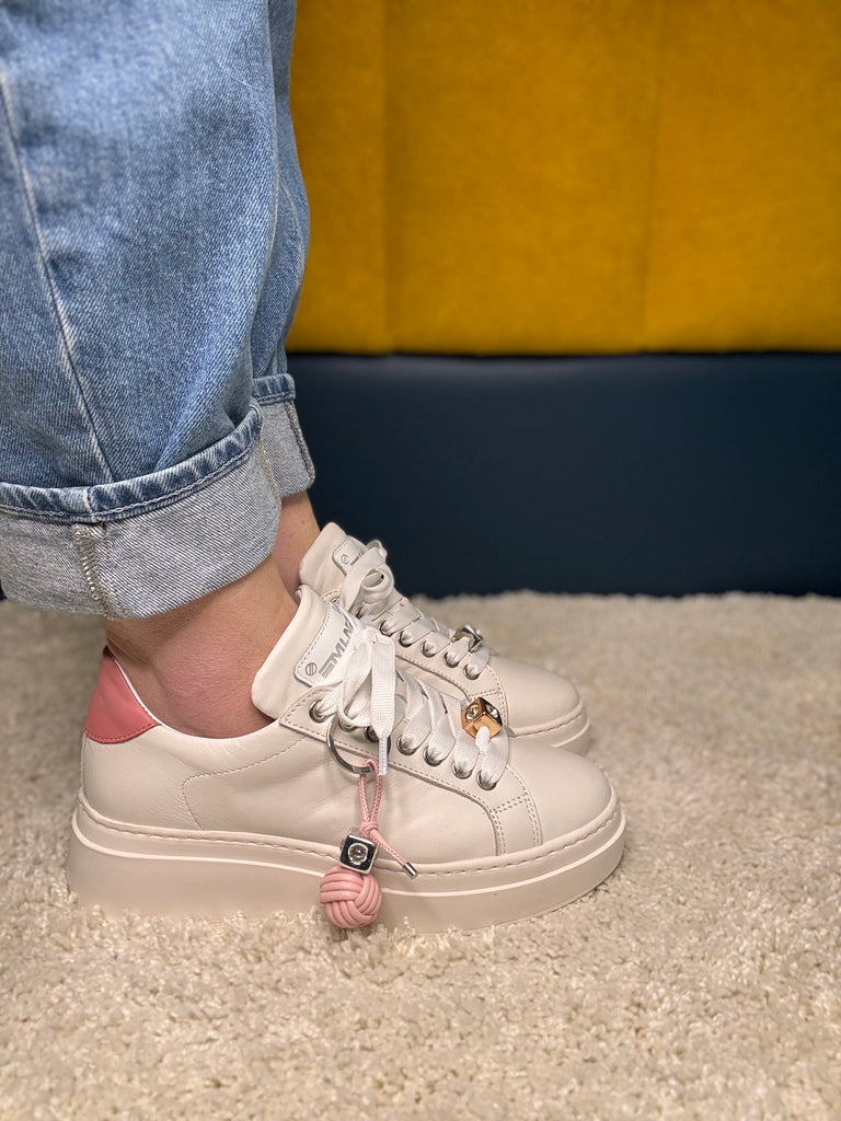 Meline White Trainer