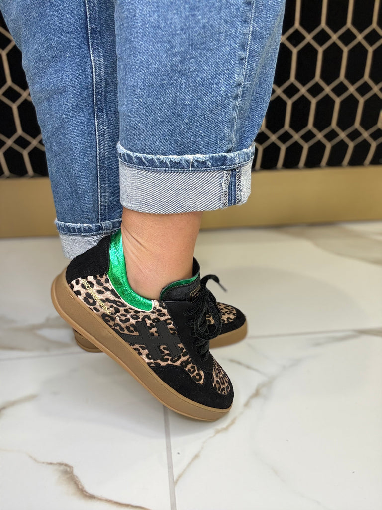Another Trend Black/Leo Trainer