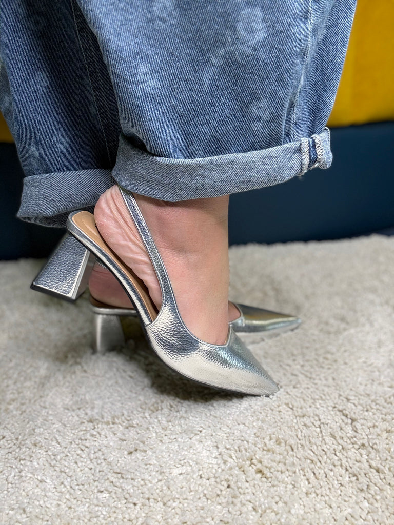 Bianco Metallic Silver Shoe